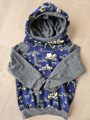 Pullover mit Kapuze